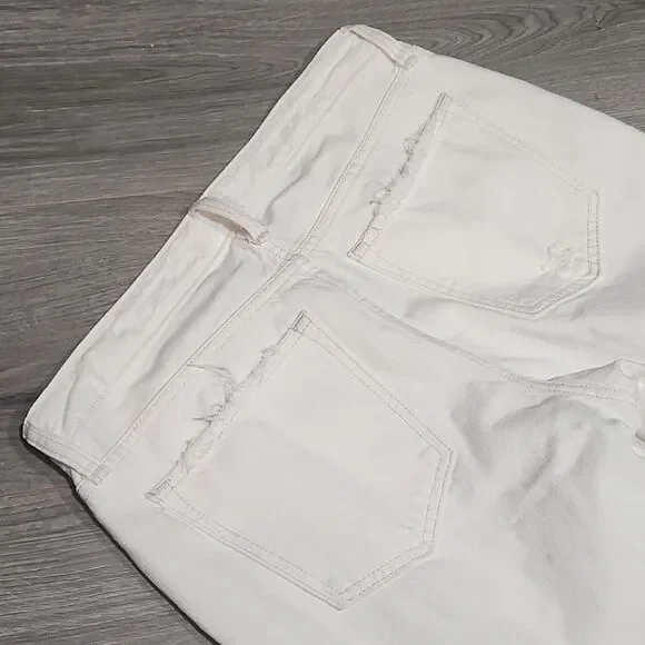 Abercrombie & Fitch Ames Low Rise Slim Destroyed Boyfriend White Jeans - Picture 8 of 9